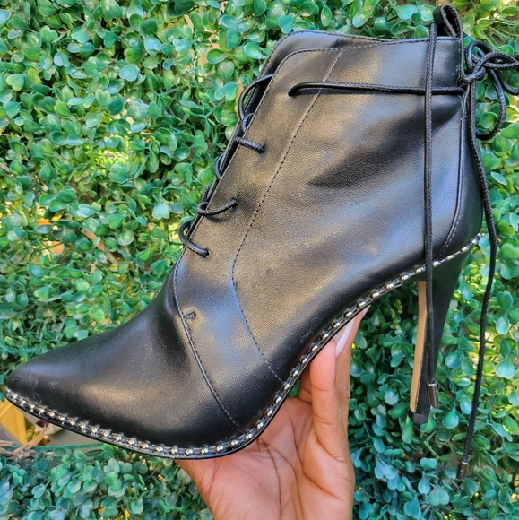 BCBGeneration Haxah Bootie - Picture 5 of 6